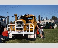 1st scssts classic truck show 142